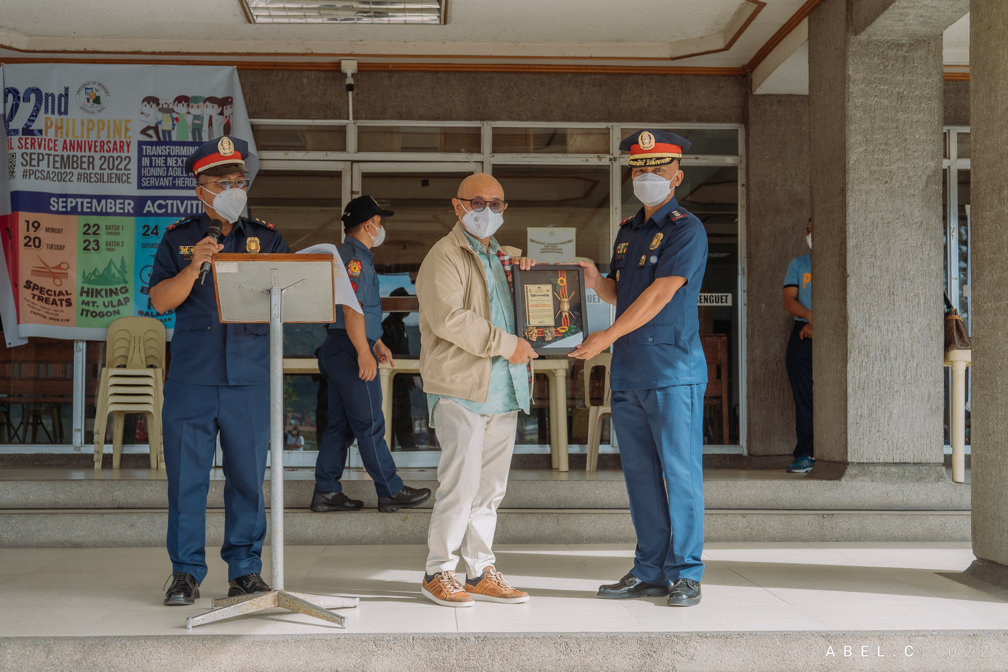 GOV. DICLAS COMMENDS BENGUET COPS, POLICE UNITS FOR COMMUNITY RELATIONS ACHIEVEMENTS2