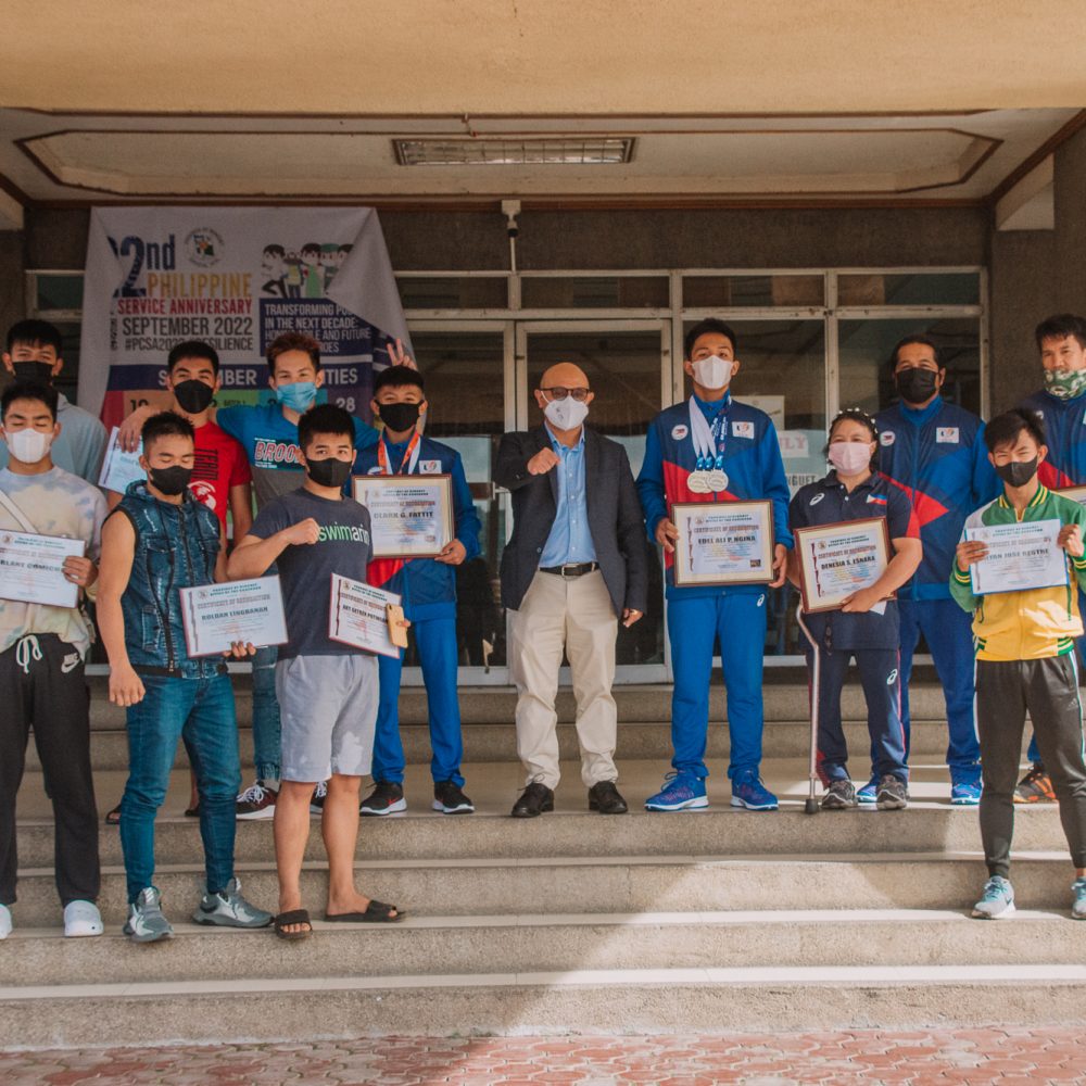 19-BENGUET-ATHLETES-RECEIVE-RECOGNITION-CASH-INCENTIVE1